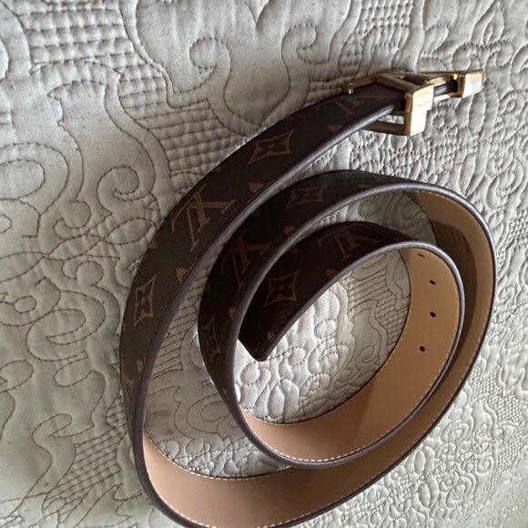 Louis Vuitton Men's Brown Leather Belt Gently Used marked 50/125 - Picture 1 of 9